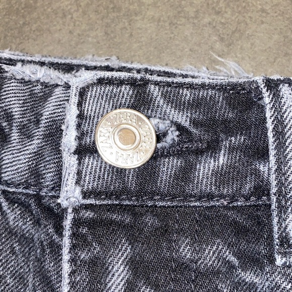 Zara Size 2 High Rise Faded Black Distress Denim Jeans - Picture 7 of 13